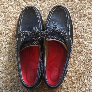 Women’s black sperry shoes
